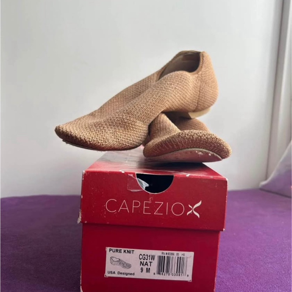 Capezio Women's Tan Knit Shoes
